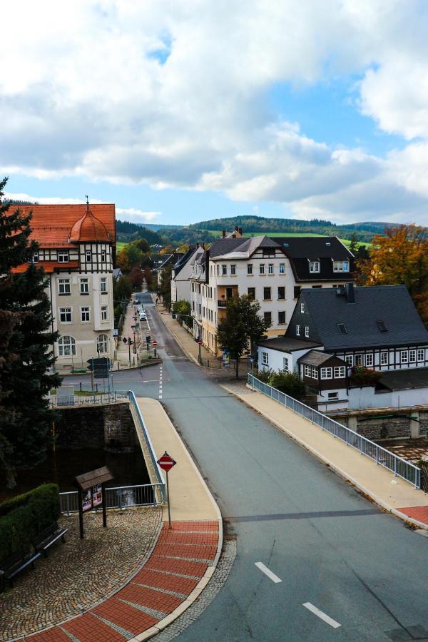 Pension Zur Wartburg Ольбернгау Екстер'єр фото